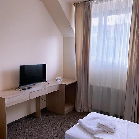 Sameтой Hotel 2*
